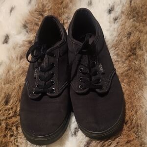 Vans Black Sneakers Iconic Streetwear Style